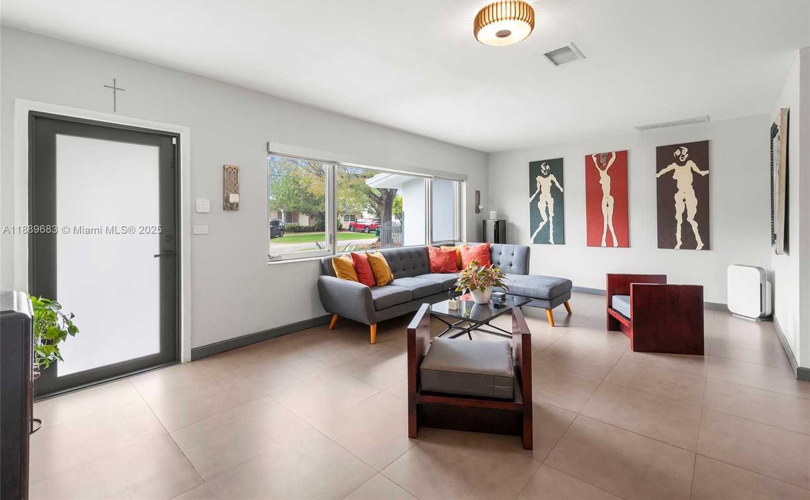Small Image of 425 NORTH EAST 114TH ST, Miami Number 5