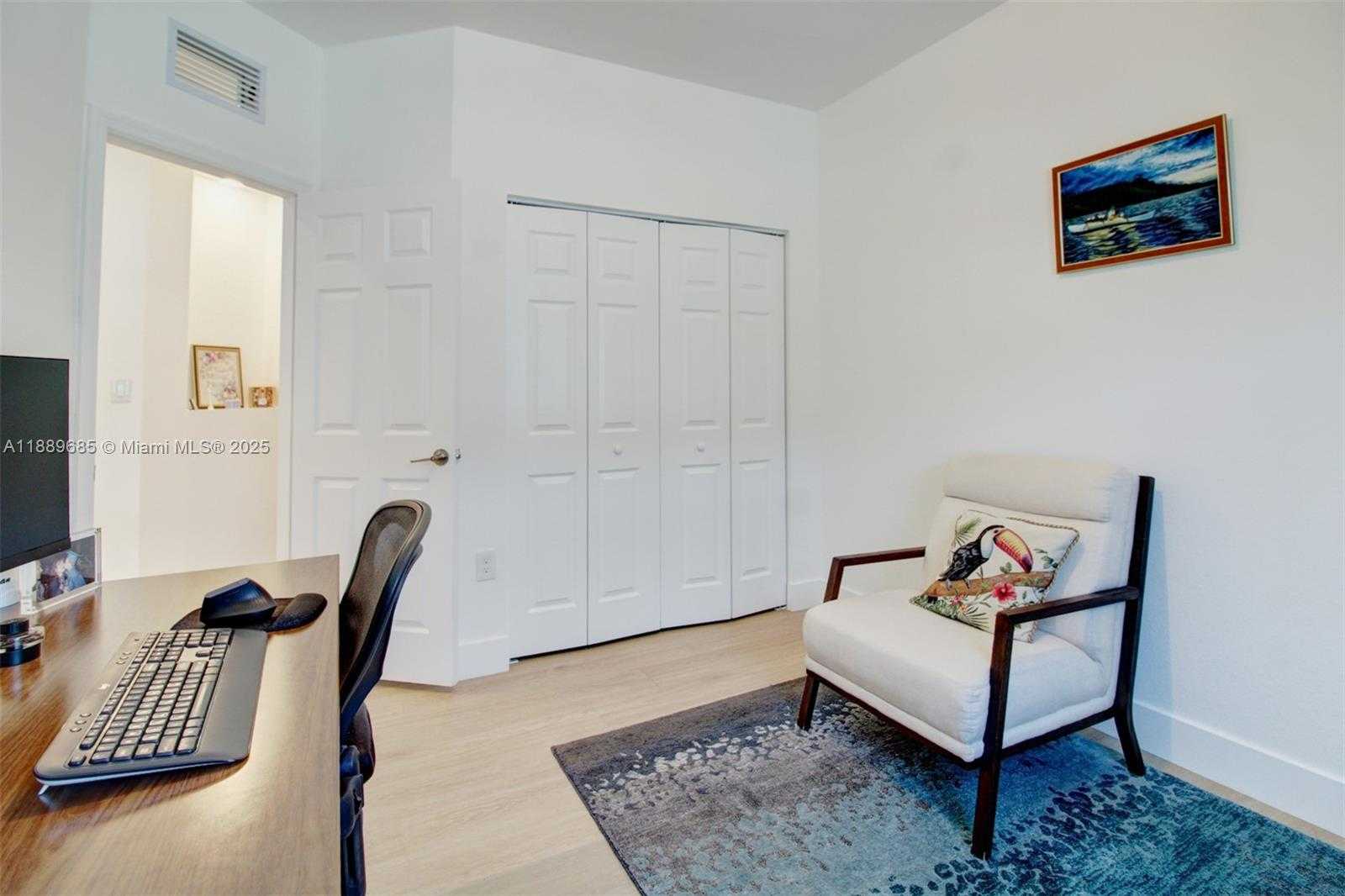 Small Image of 21016 NORTH EAST 2ND CT, Miami Number 36