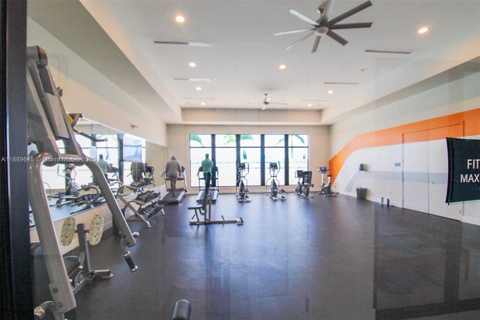 Small Image of 21016 NORTH EAST 2ND CT, Miami Number 54