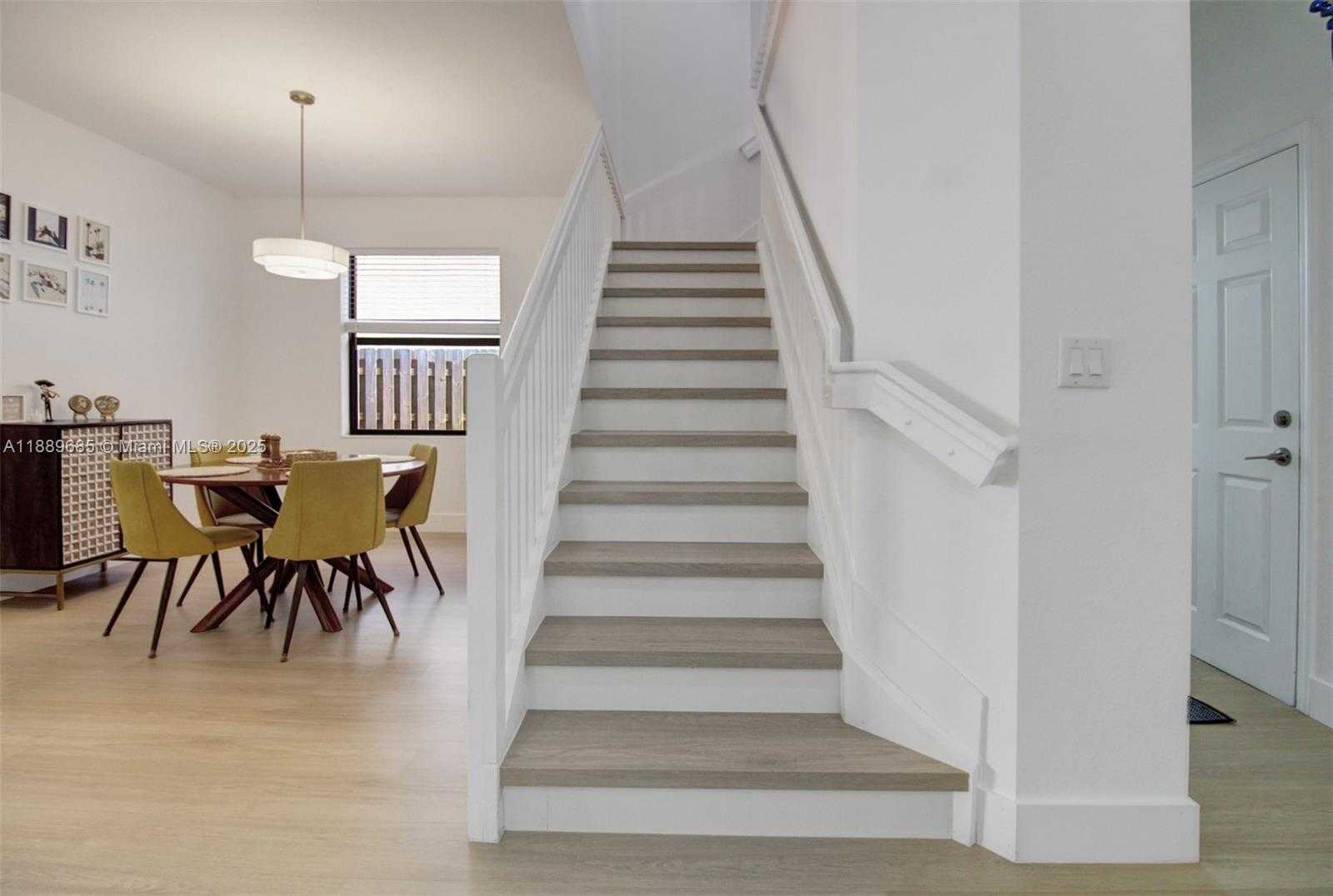 Small Image of 21016 NORTH EAST 2ND CT, Miami Number 8