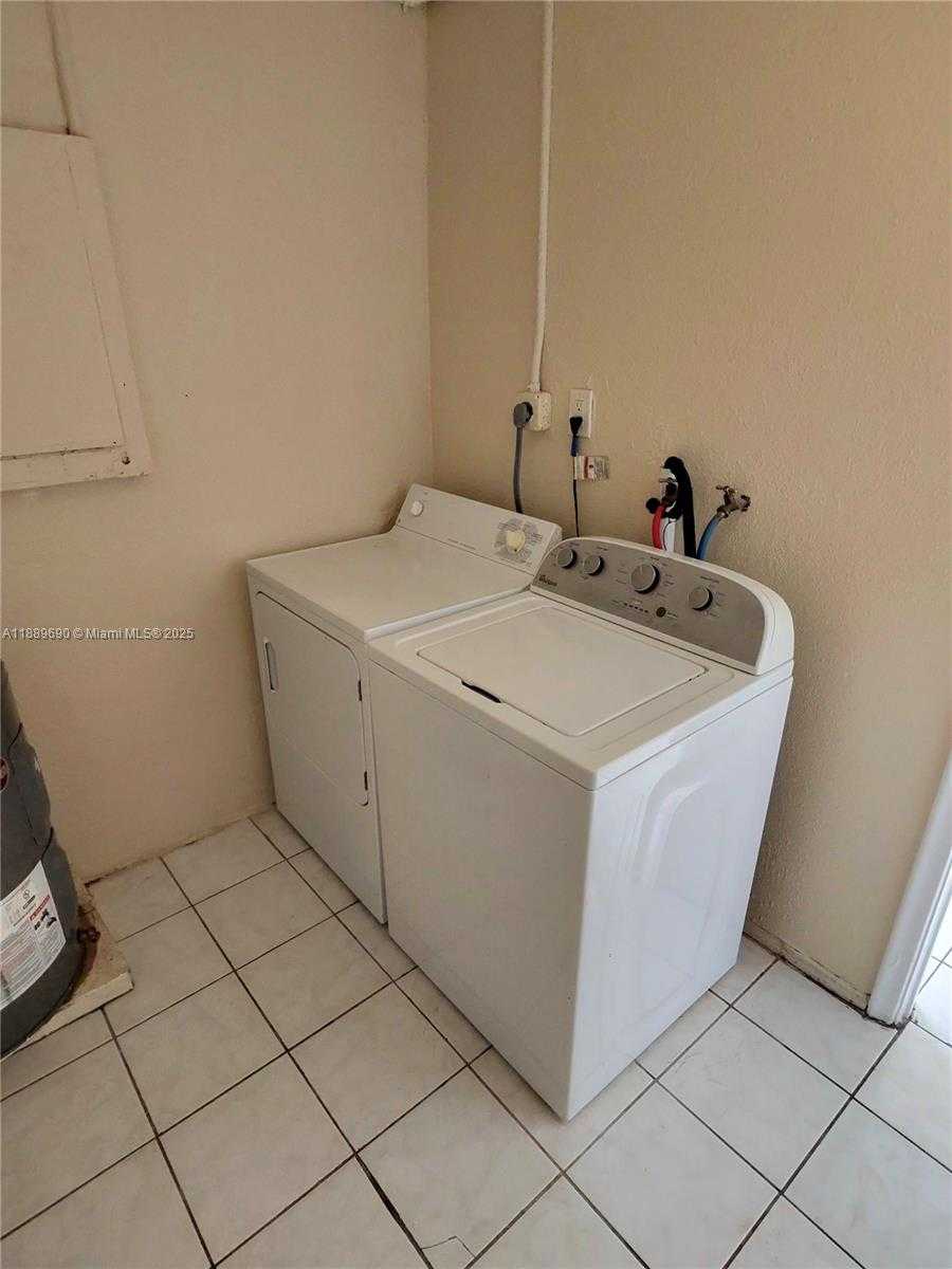 Small Image of 4231 NORTH WEST 27TH ST #N/A, Lauderhill Number 10