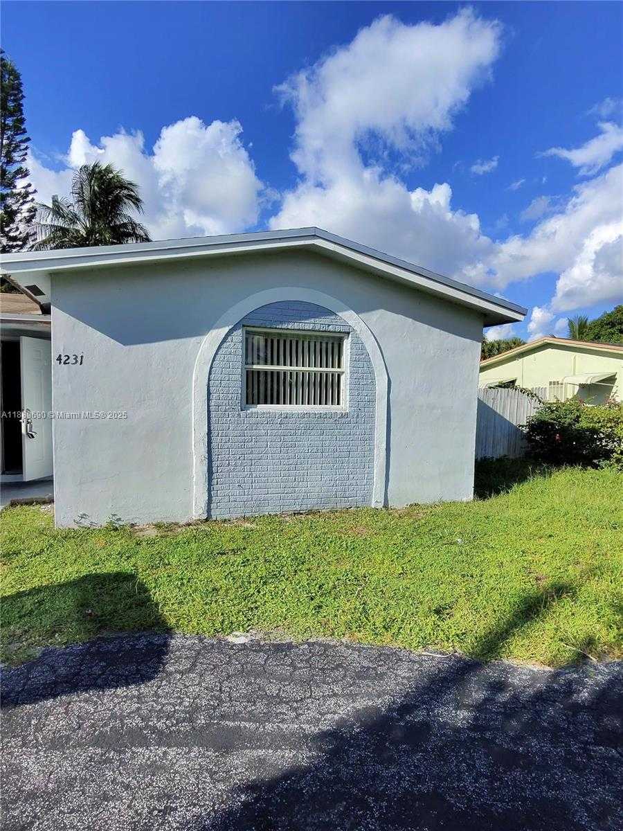 Small Image of 4231 NORTH WEST 27TH ST #N/A, Lauderhill Number 2