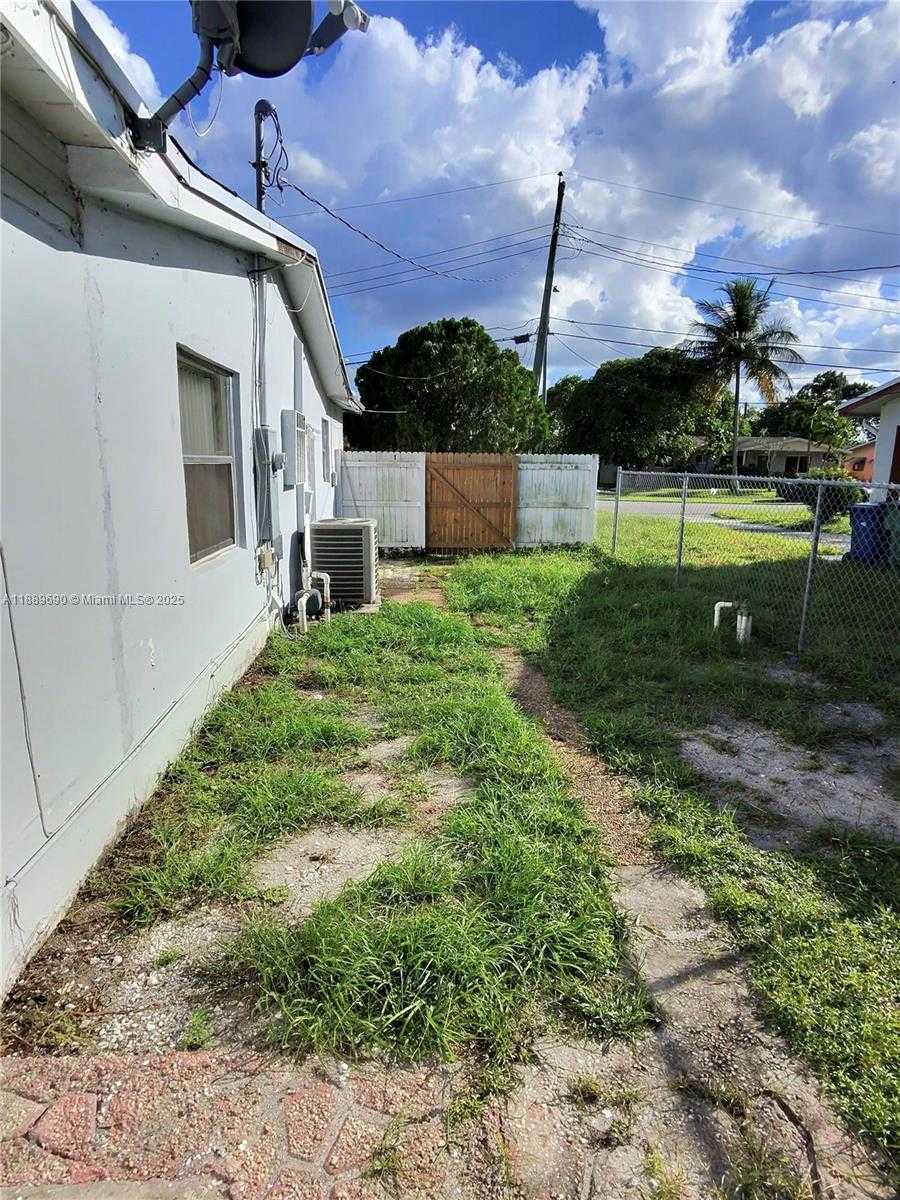 Small Image of 4231 NORTH WEST 27TH ST #N/A, Lauderhill Number 26