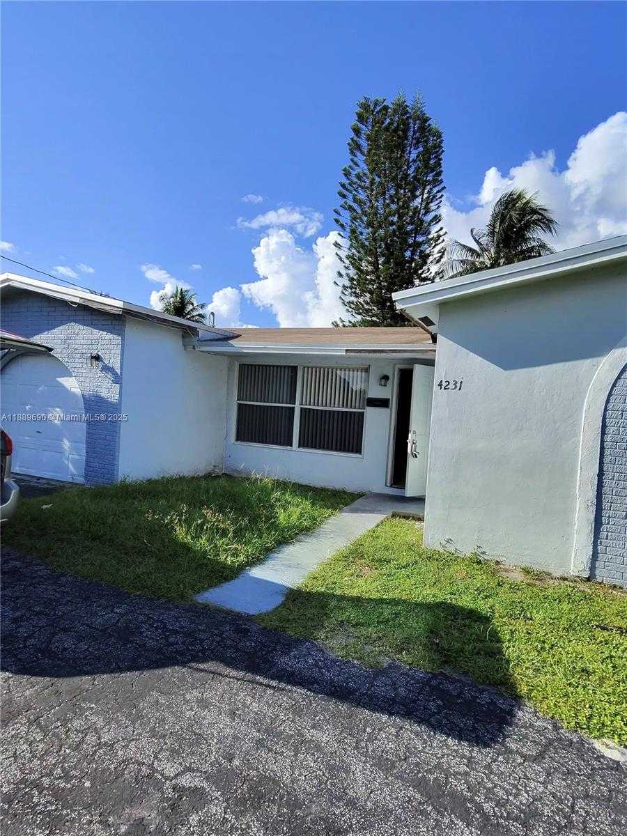 Small Image of 4231 NORTH WEST 27TH ST #N/A, Lauderhill Number 31