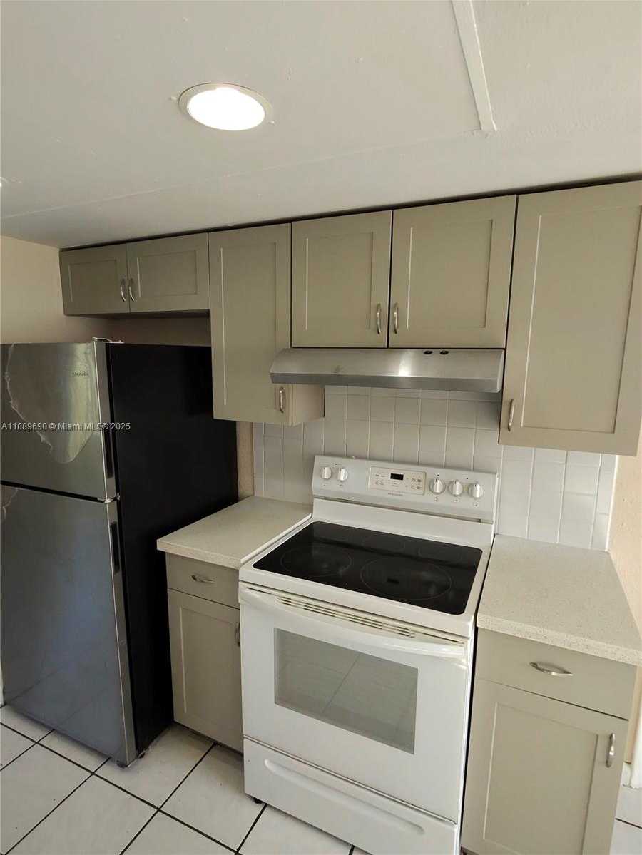 Small Image of 4231 NORTH WEST 27TH ST #N/A, Lauderhill Number 9