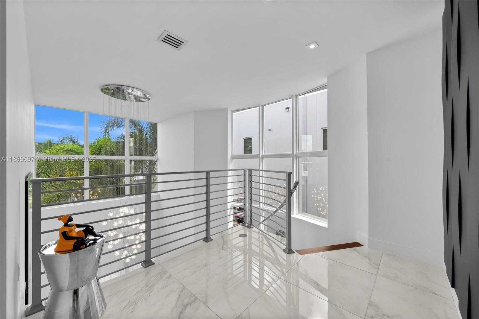 Small Image of 9730 NORTH WEST 75TH TER #9730, Doral Number 22