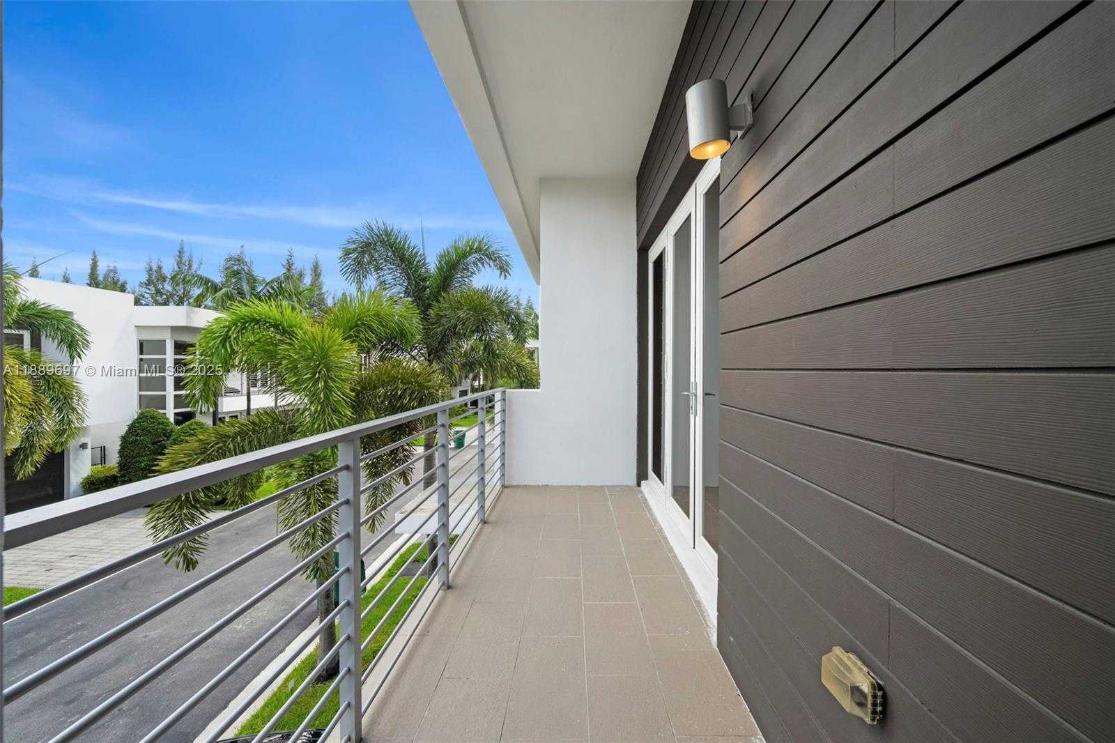 Small Image of 9730 NORTH WEST 75TH TER #9730, Doral Number 27