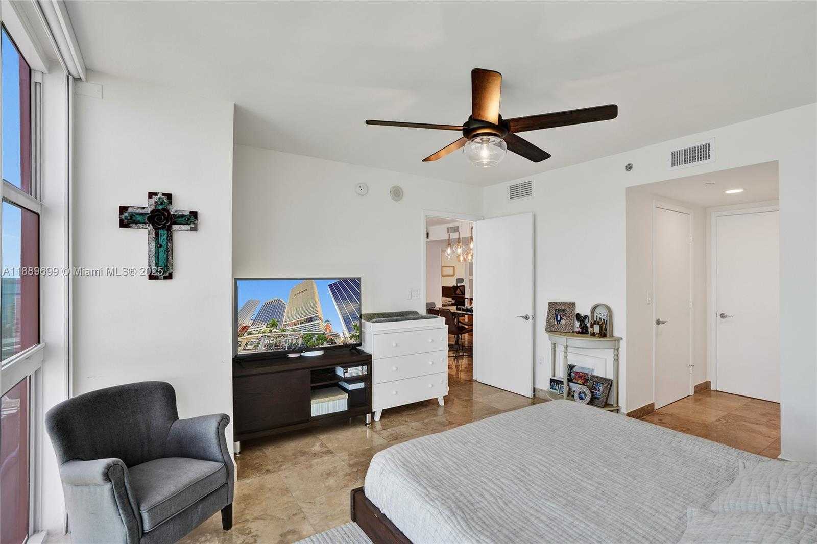 Small Image of 50 BISCAYNE BLVD #3908, Miami Number 12