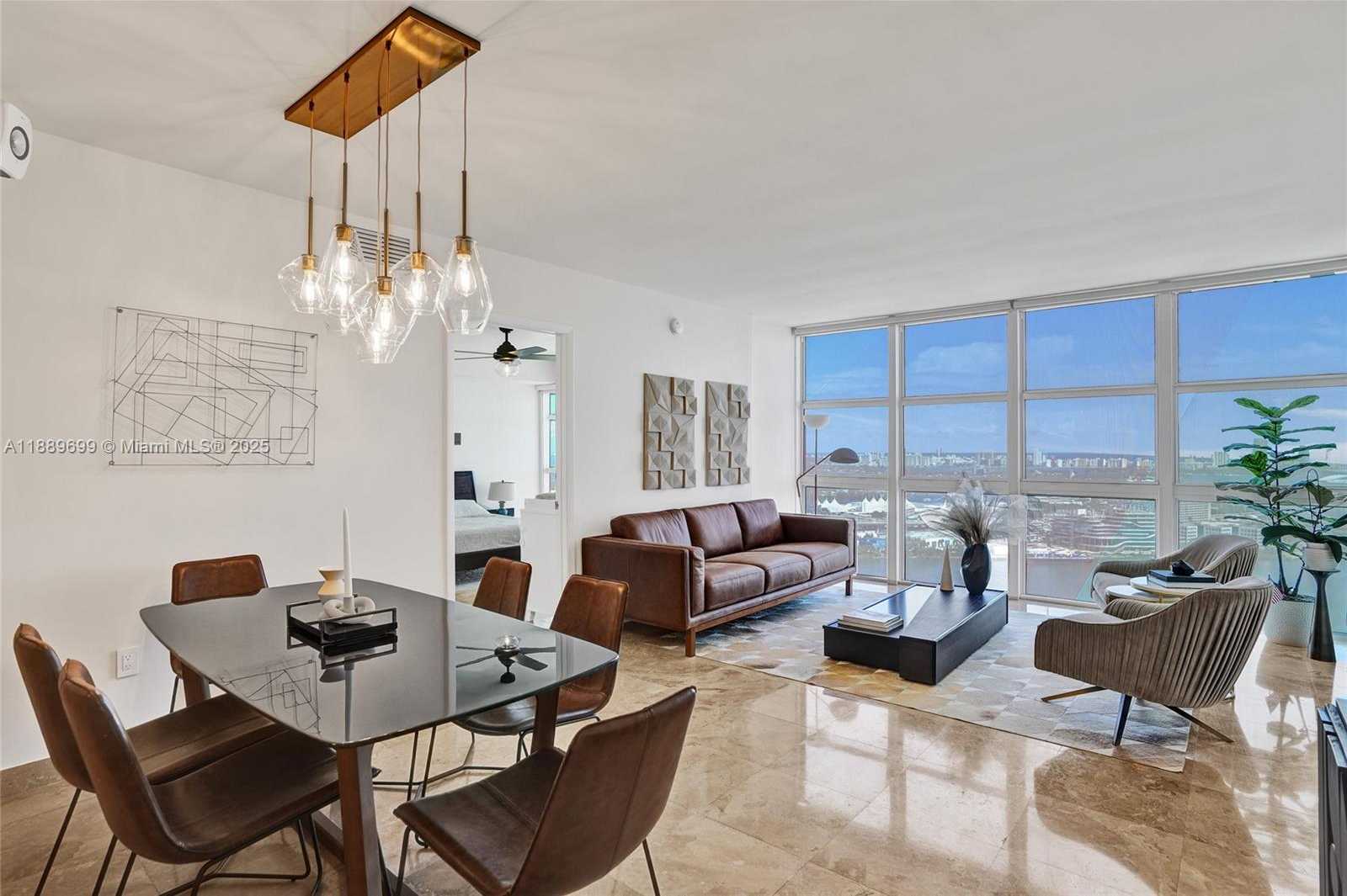 Small Image of 50 BISCAYNE BLVD #3908, Miami Number 2