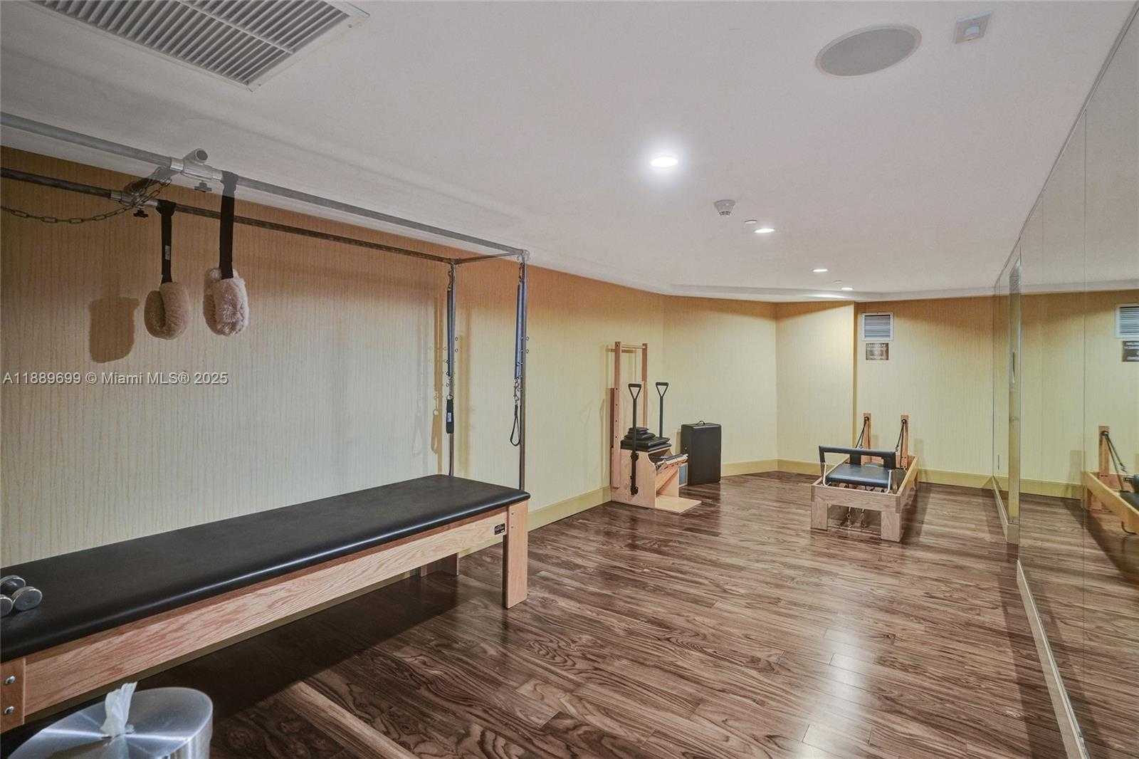 Small Image of 50 BISCAYNE BLVD #3908, Miami Number 23