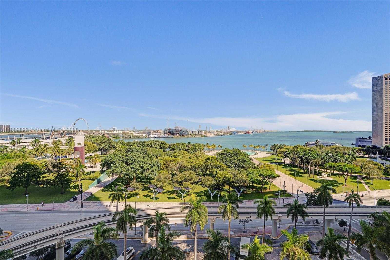 Small Image of 50 BISCAYNE BLVD #3908, Miami Number 27