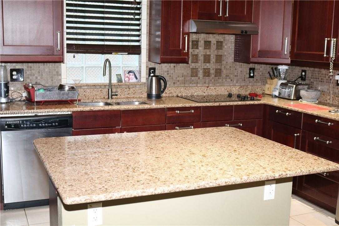 Small Image of 12341 SOUTH WEST 1ST STREET, Coral Springs Number 2