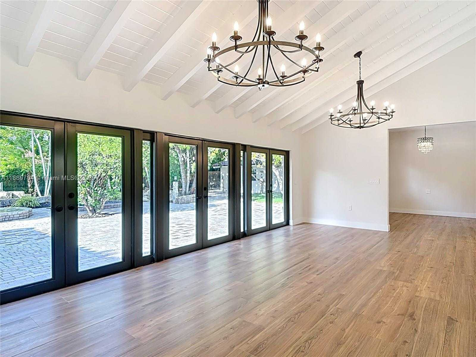 Small Image of 9700 SOUTH WEST 136TH ST, Miami Number 4