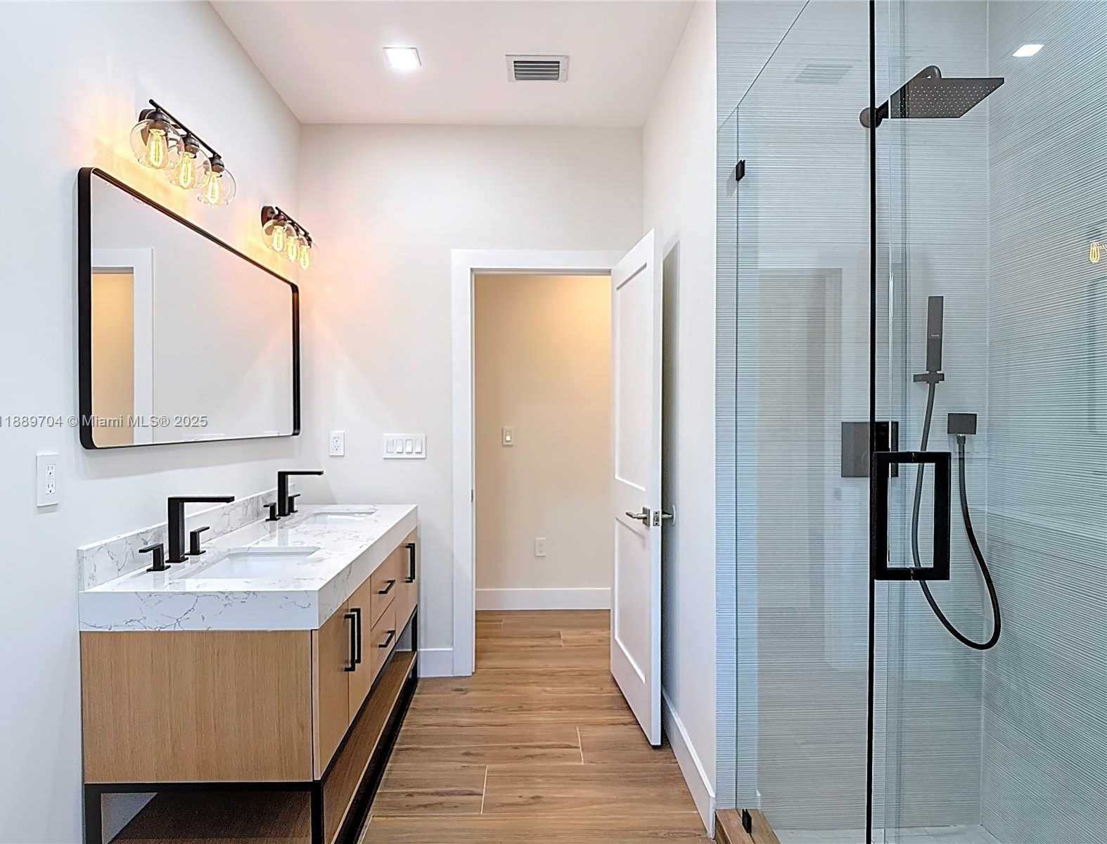 Small Image of 9700 SOUTH WEST 136TH ST, Miami Number 6