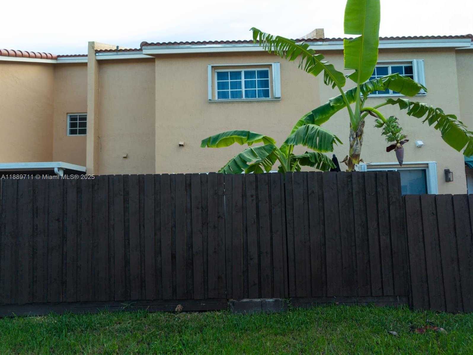 Small Image of Miami Number 20