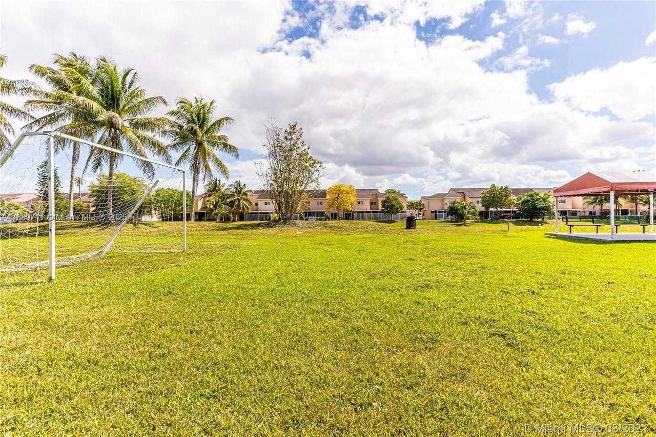 Small Image of Miami Number 28