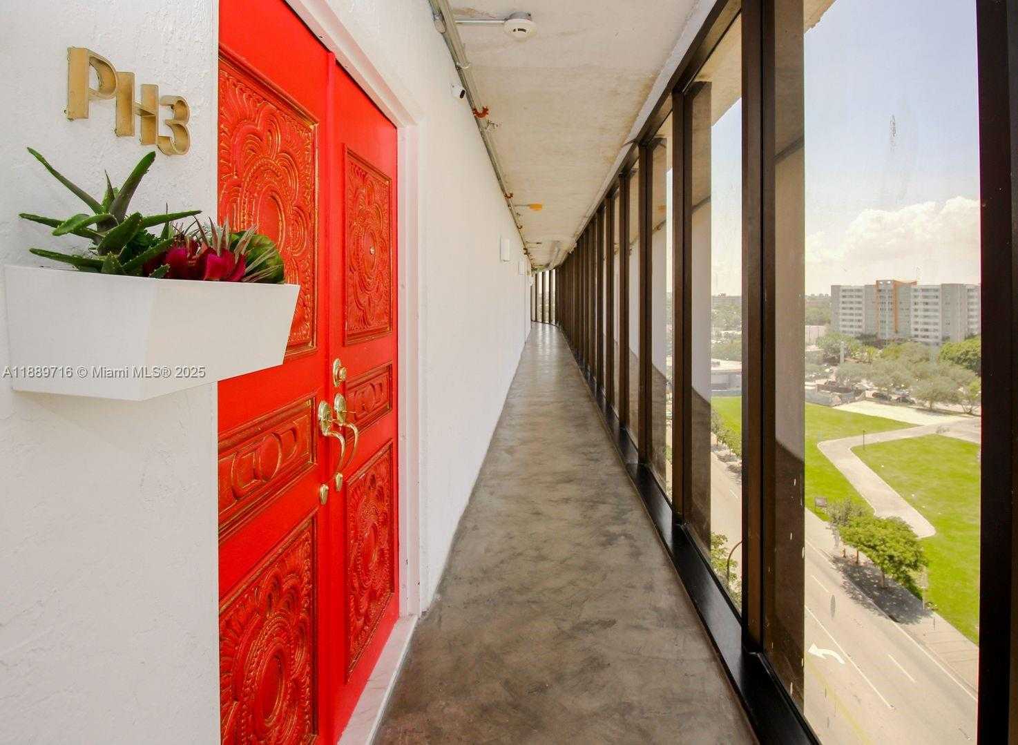 Small Image of 5781 BISCAYNE BLVD #PH-3, Miami Number 11