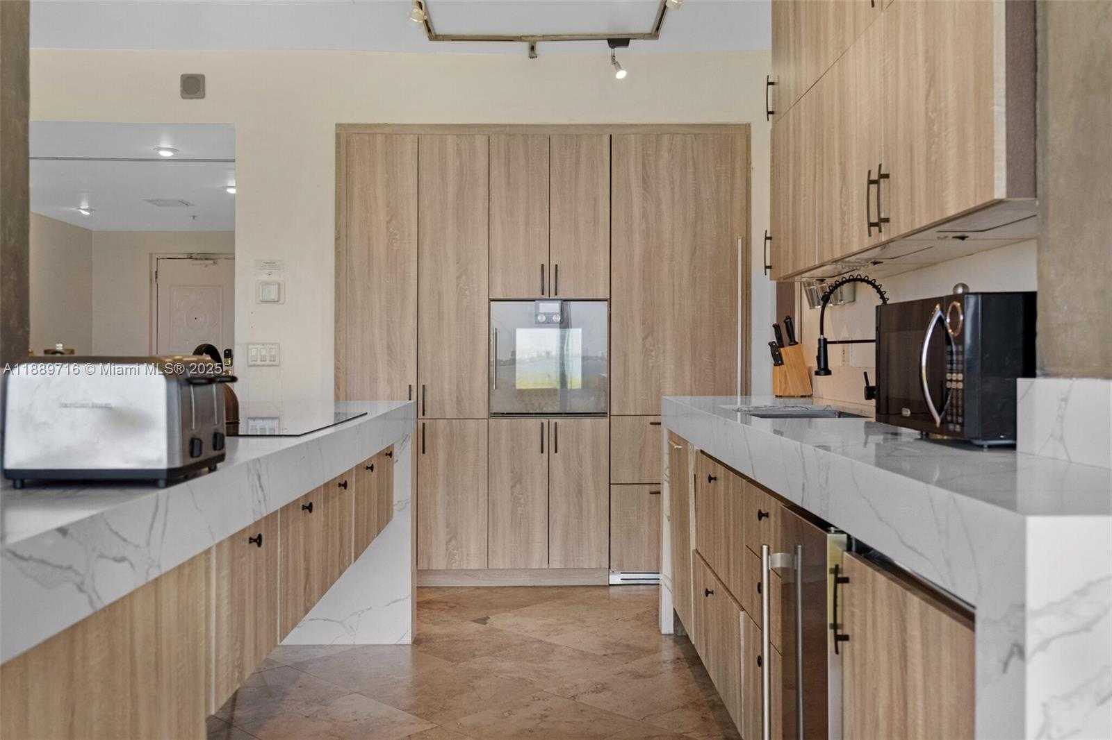 Small Image of 5781 BISCAYNE BLVD #PH-3, Miami Number 5