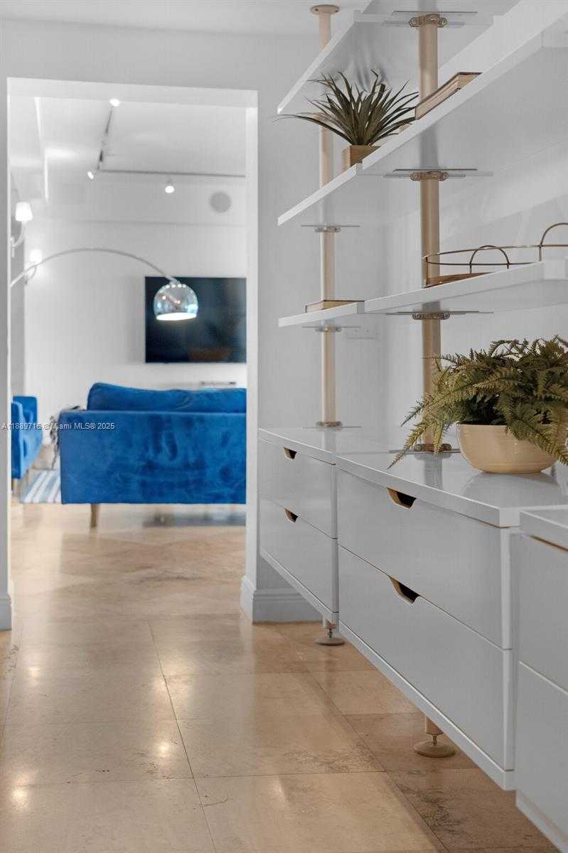 Small Image of 5781 BISCAYNE BLVD #PH-3, Miami Number 58