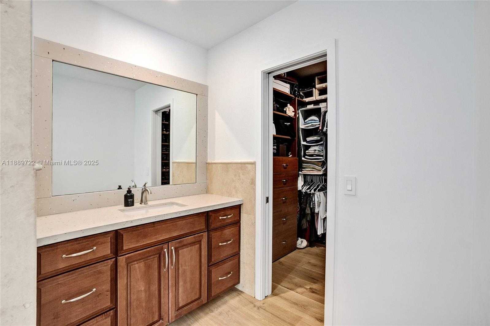 Small Image of 7941 SOUTH WEST 143RD ST, Palmetto Bay Number 16