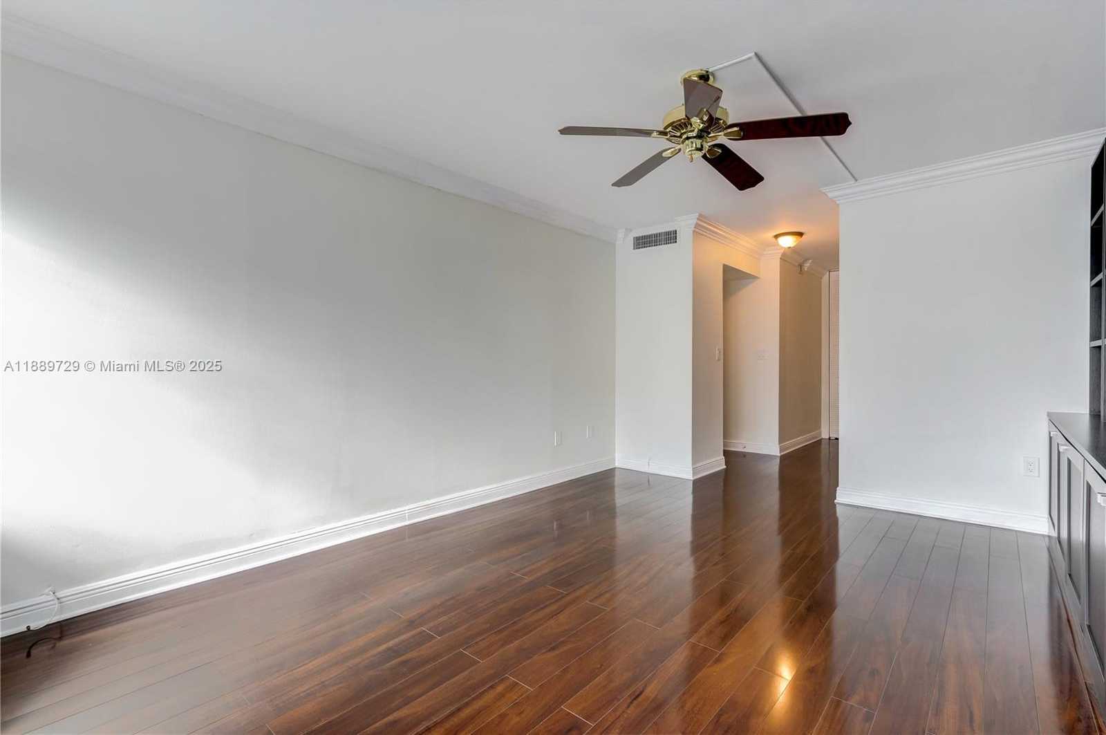 Small Image of 550 OCEAN DR #6F, Key Biscayne Number 11