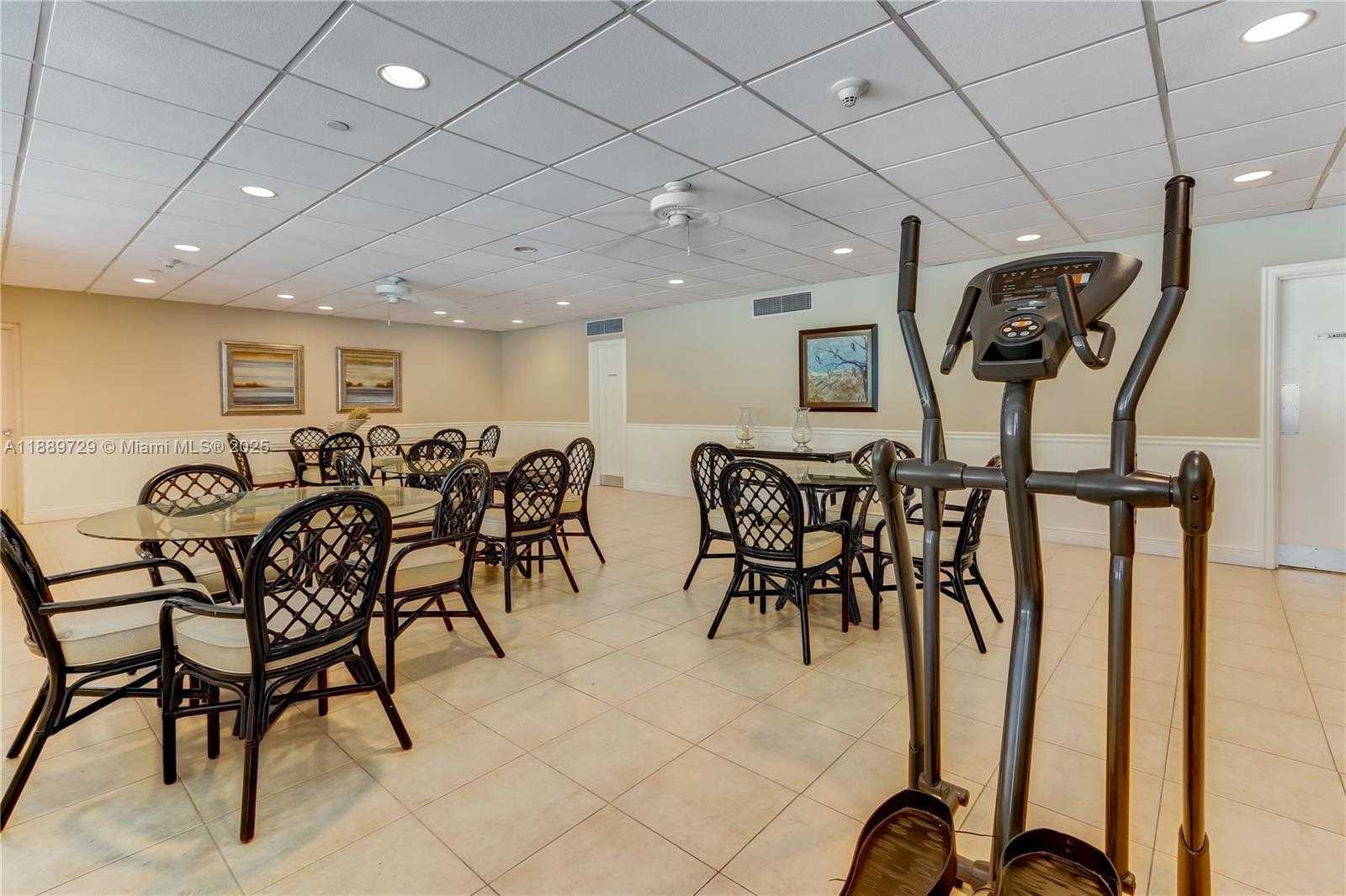 Small Image of 550 OCEAN DR #6F, Key Biscayne Number 23