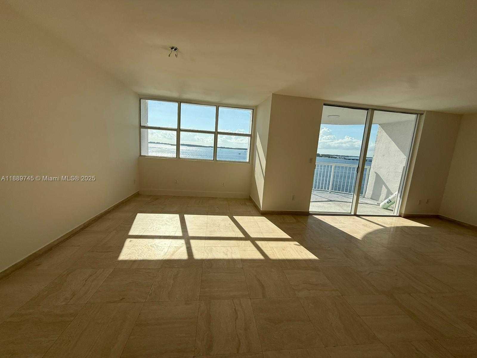Small Image of 1420 BRICKELL BAY DR #1203A, Miami Number 30