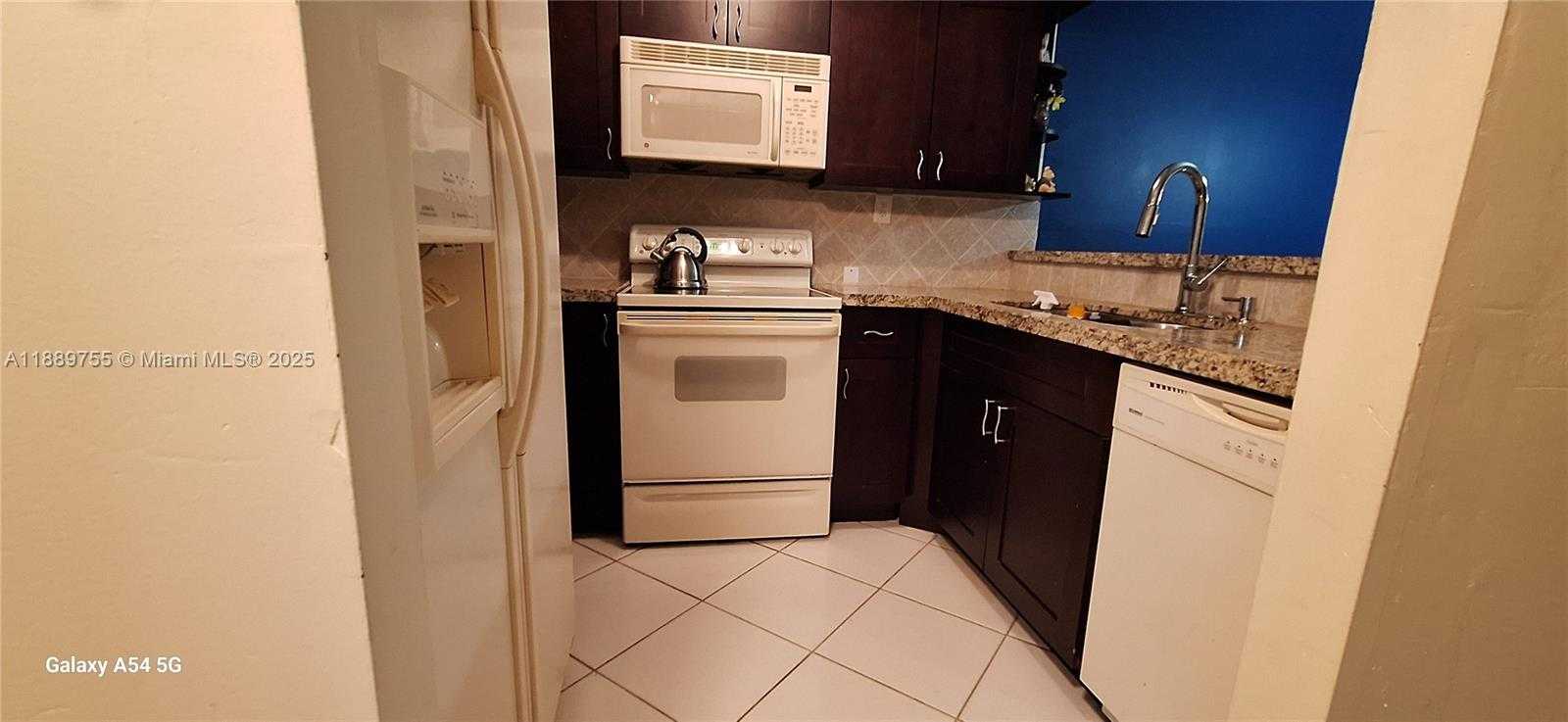 Small Image of 5835 WASHINGTON ST #49, Hollywood Number 5