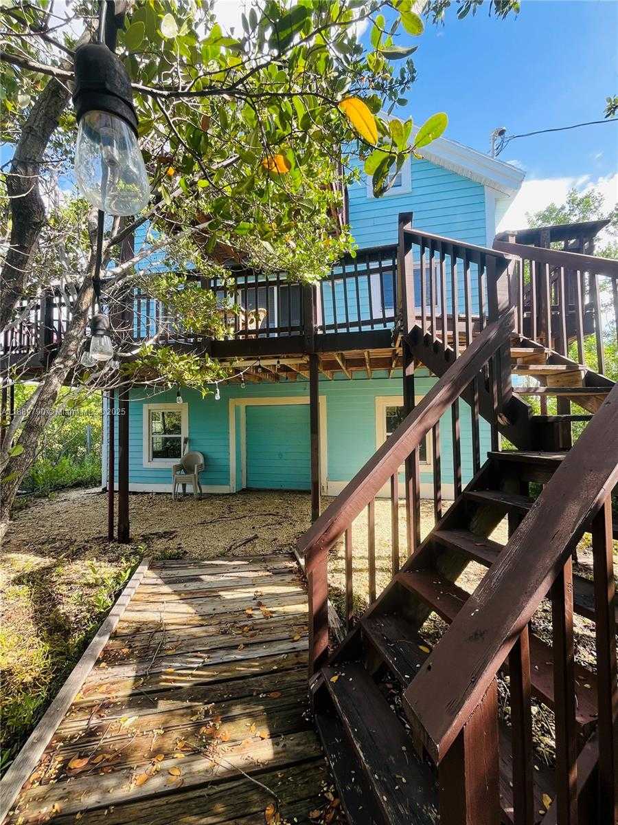 Small Image of 202 WEST CANAL DR, Key Largo Number 28