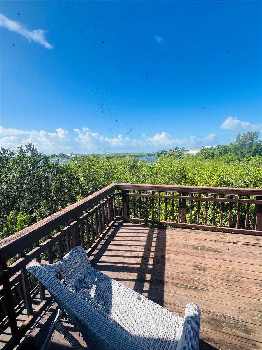 Small Image of 202 WEST CANAL DR, Key Largo Number 31