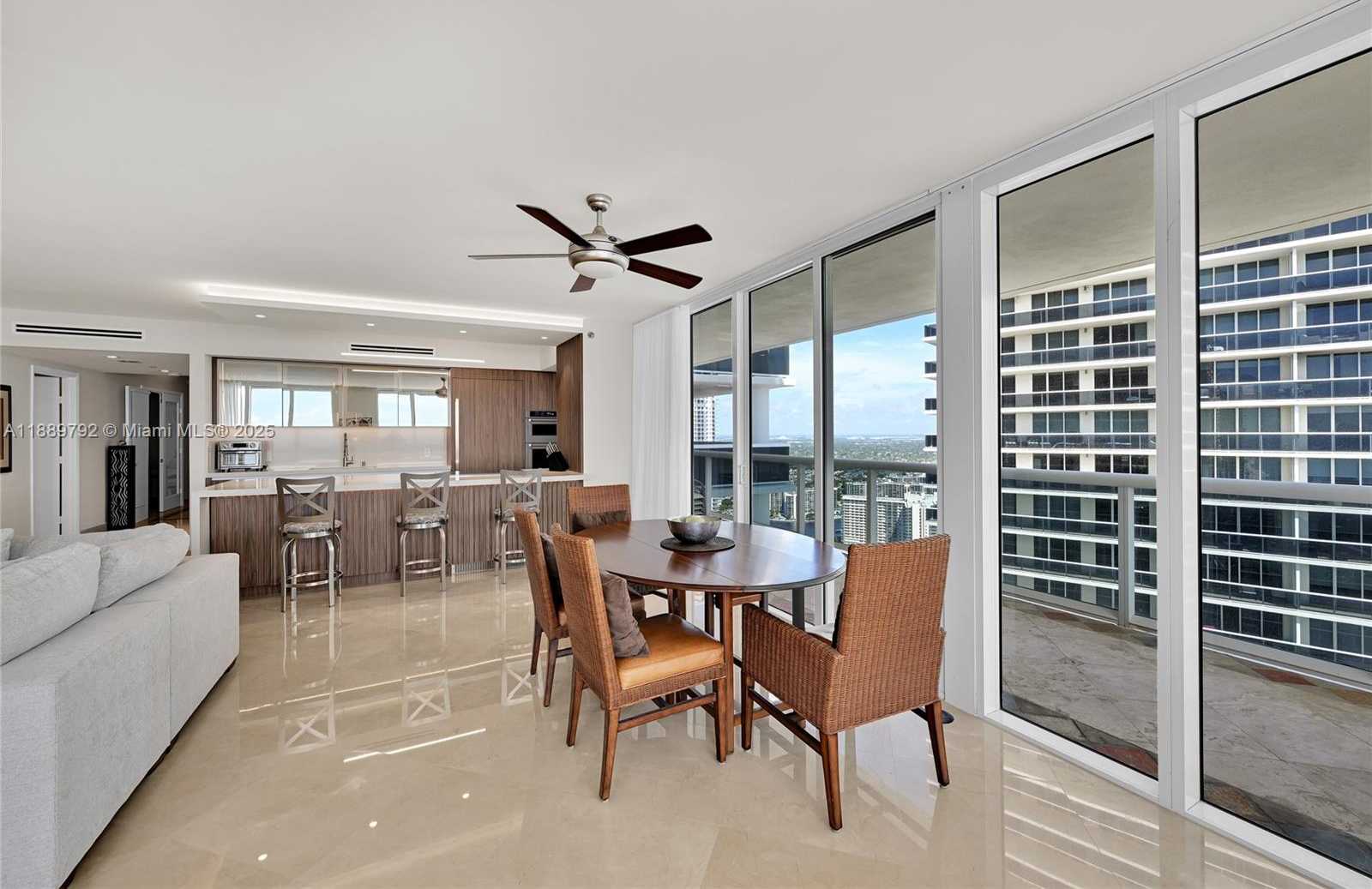 Small Image of 1850 SOUTH OCEAN DR #4001, Hallandale Beach Number 5