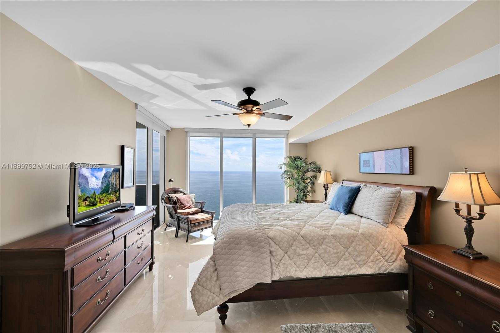 Small Image of 1850 SOUTH OCEAN DR #4001, Hallandale Beach Number 8