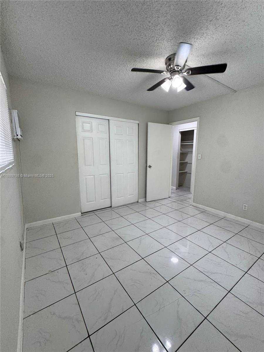 Small Image of 2150 MADISON ST #20, Hollywood Number 7