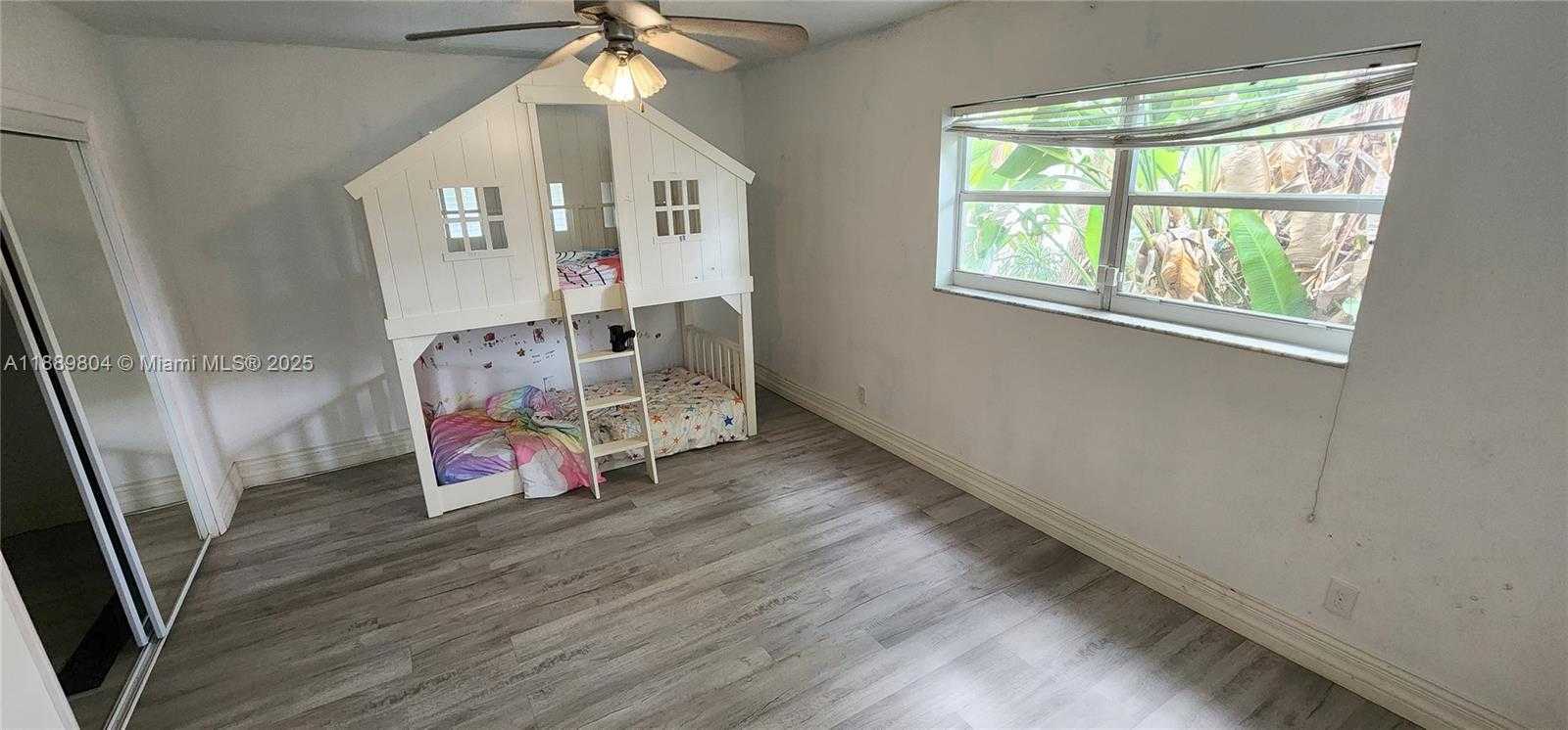 Small Image of 200 NORTH WEST 9TH ST, Boca Raton Number 11