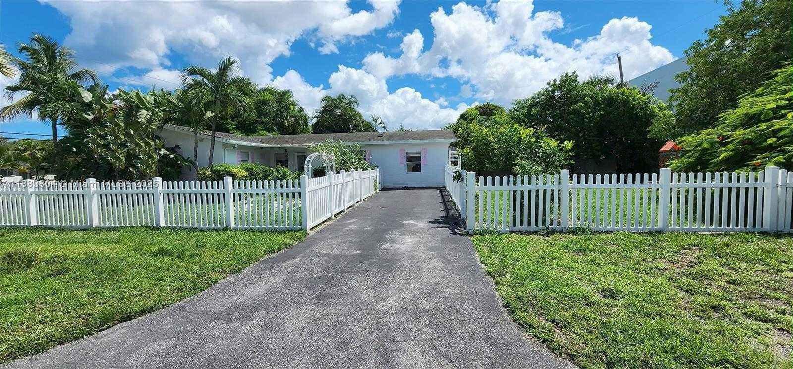 Small Image of 200 NORTH WEST 9TH ST, Boca Raton Number 18