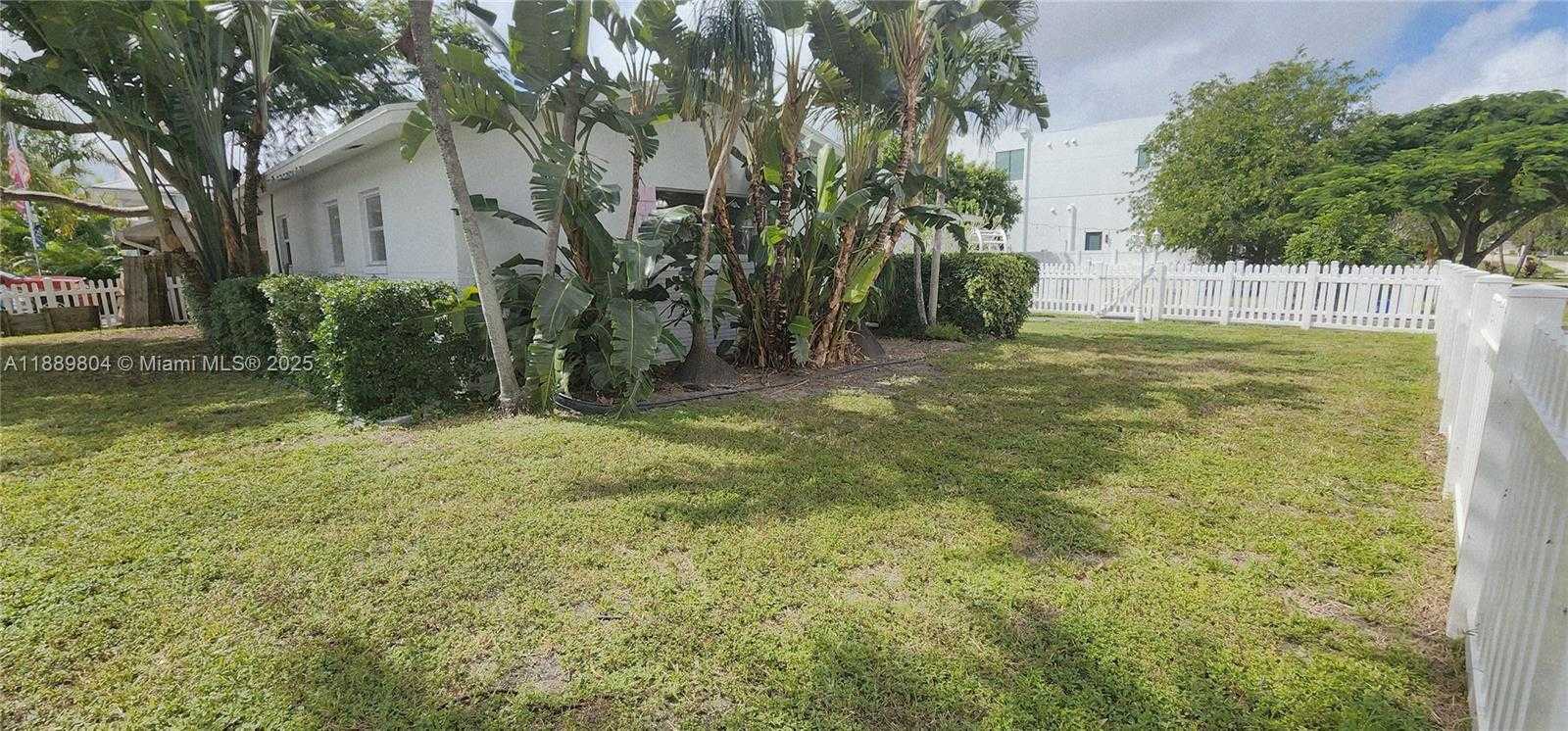 Small Image of 200 NORTH WEST 9TH ST, Boca Raton Number 48