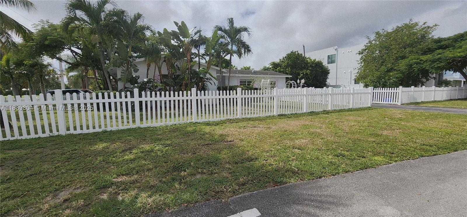 Small Image of 200 NORTH WEST 9TH ST, Boca Raton Number 49