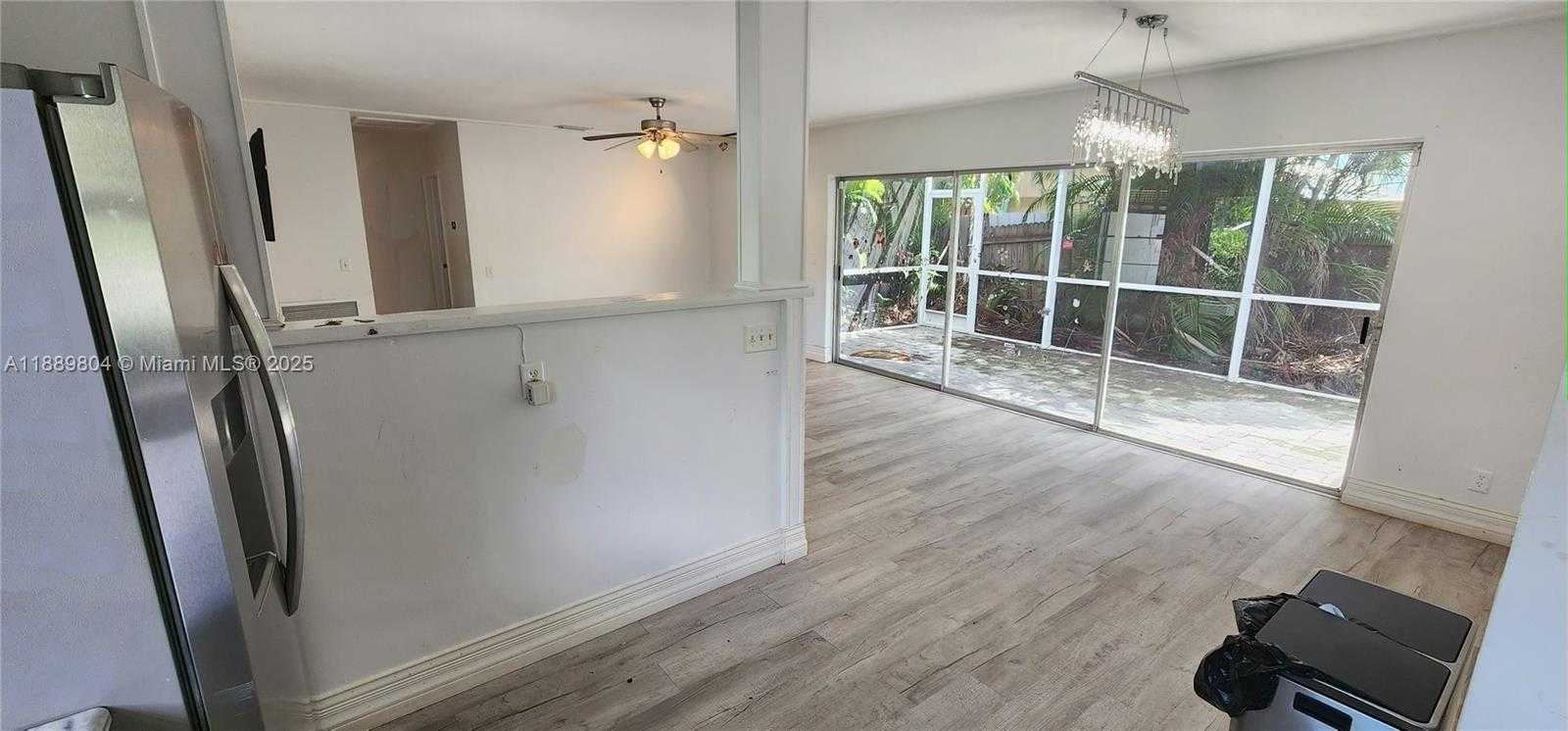 Small Image of 200 NORTH WEST 9TH ST, Boca Raton Number 5