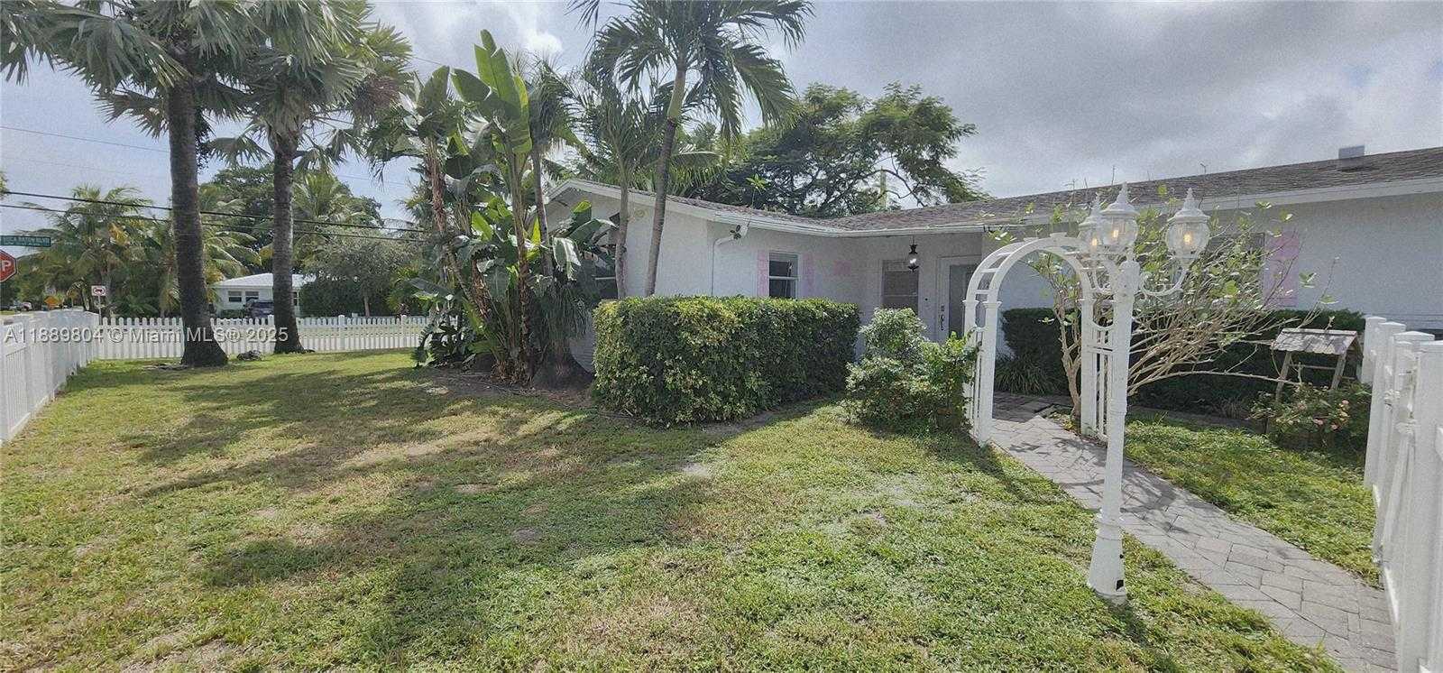 Small Image of 200 NORTH WEST 9TH ST, Boca Raton Number 52