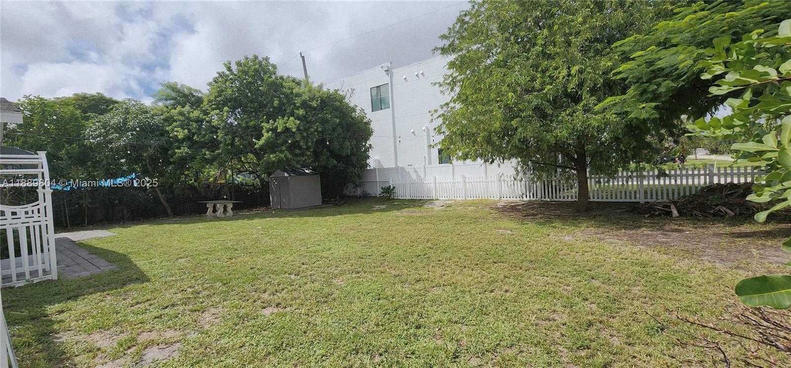 Small Image of 200 NORTH WEST 9TH ST, Boca Raton Number 53