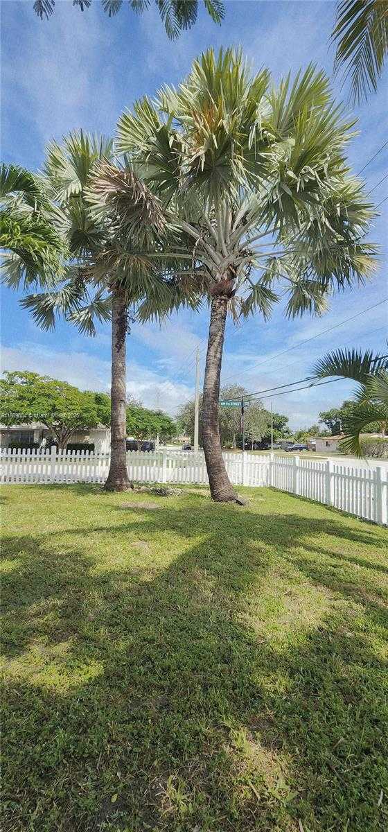 Small Image of 200 NORTH WEST 9TH ST, Boca Raton Number 55