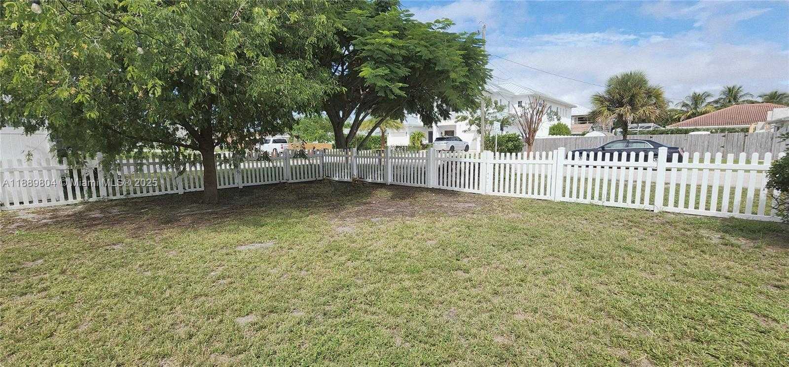 Small Image of 200 NORTH WEST 9TH ST, Boca Raton Number 56