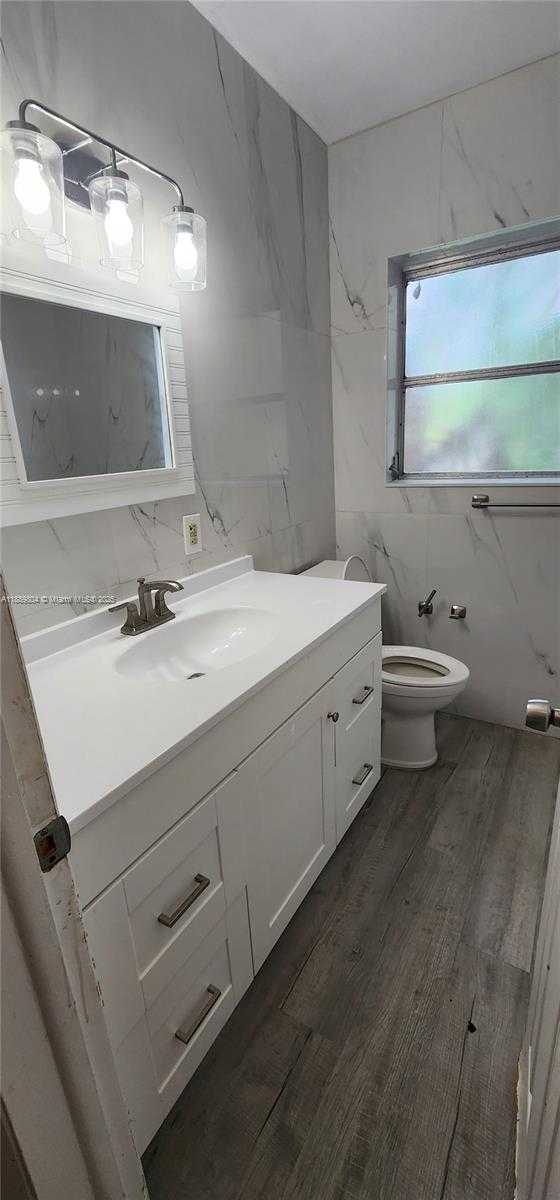 Small Image of 200 NORTH WEST 9TH ST, Boca Raton Number 8
