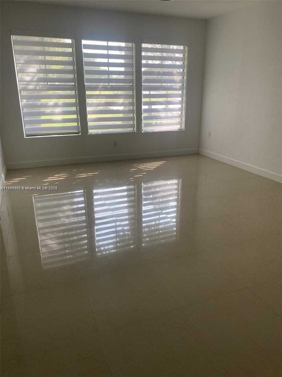 Small Image of 10691 SOUTH WEST 155TH PL #1509, Miami Number 4