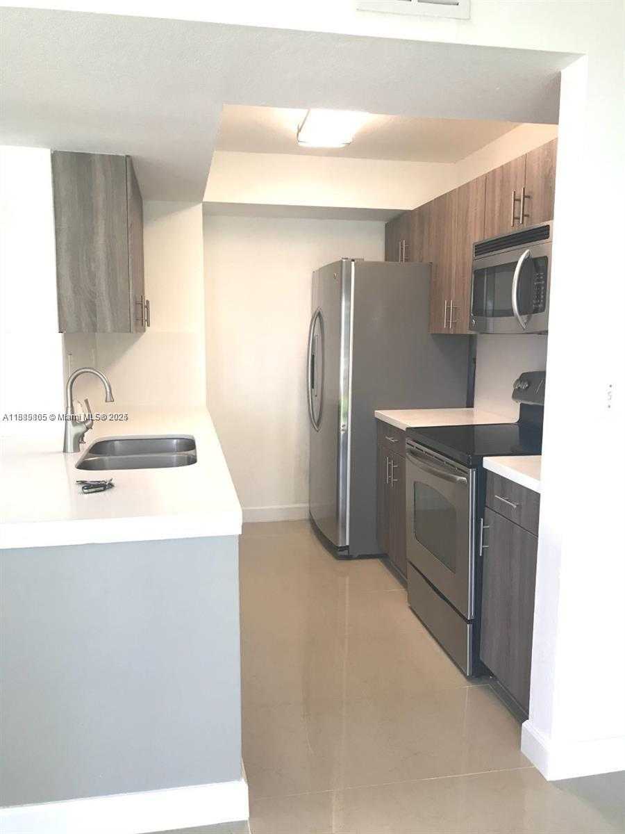 Small Image of 10691 SOUTH WEST 155TH PL #1509, Miami Number 5