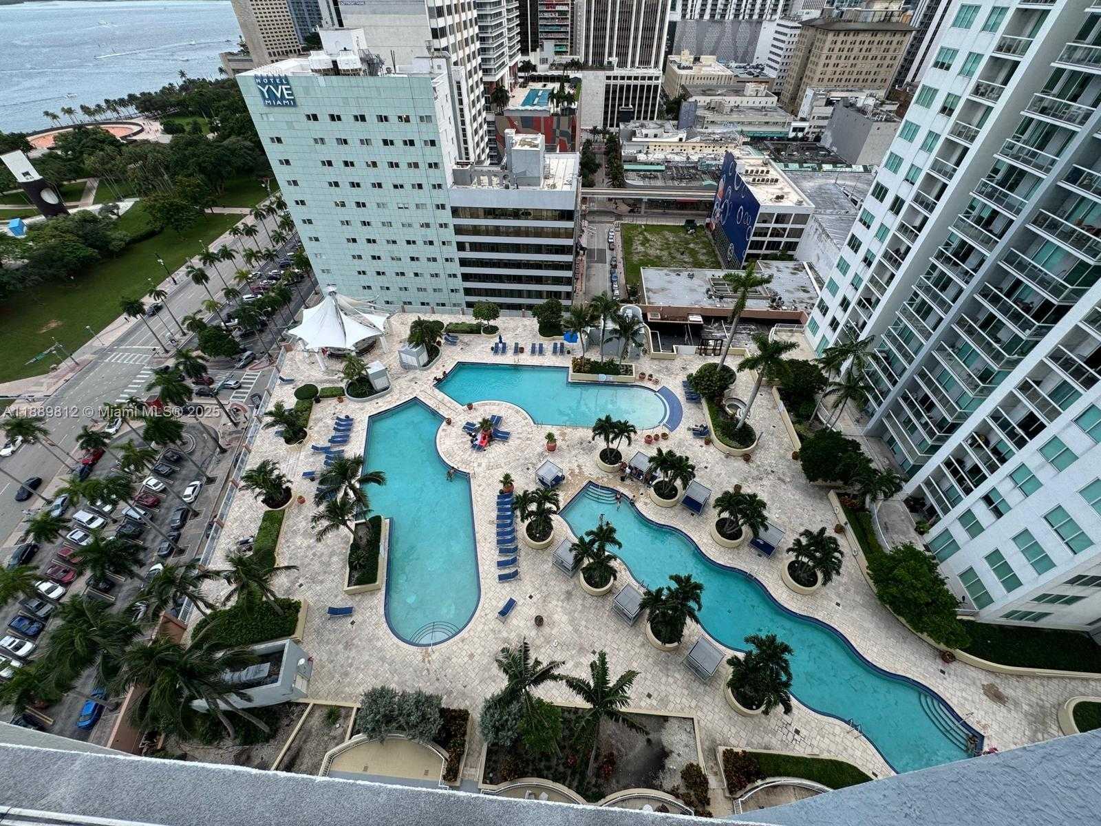 Small Image of 244 BISCAYNE BLVD #2105, Miami Number 26