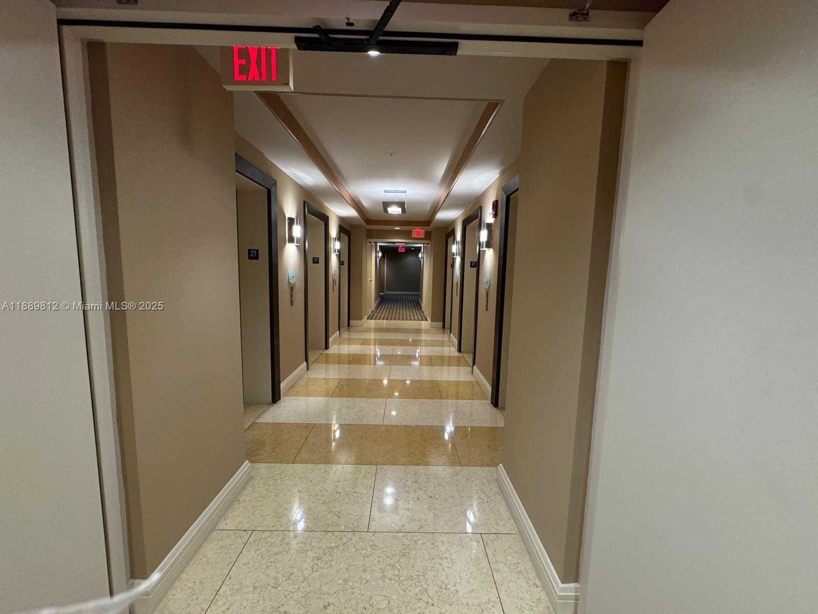 Small Image of 244 BISCAYNE BLVD #2105, Miami Number 31