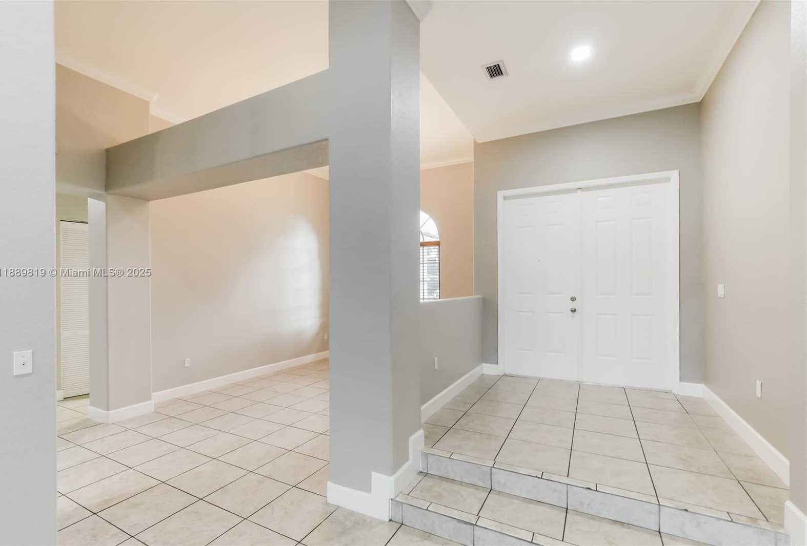 Small Image of 13007 SOUTH WEST 190 STREET, Miami Number 2