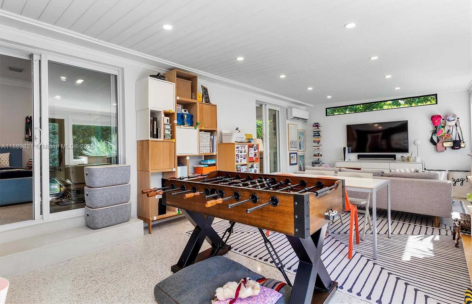 Small Image of 5950 SOUTH WEST 29TH ST, Miami Number 30