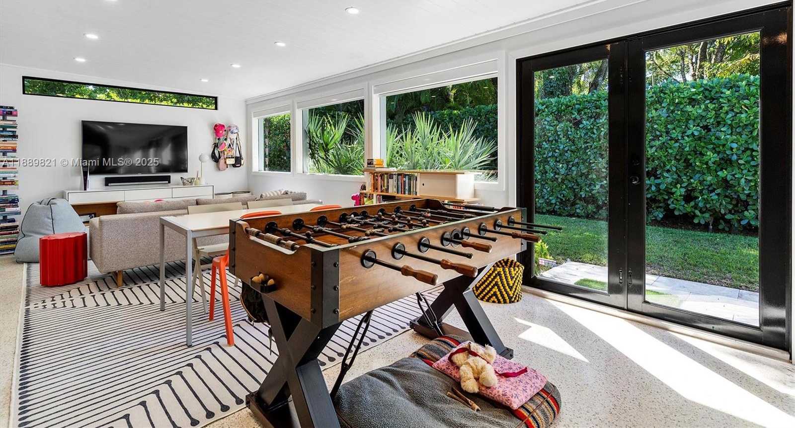 Small Image of 5950 SOUTH WEST 29TH ST, Miami Number 4